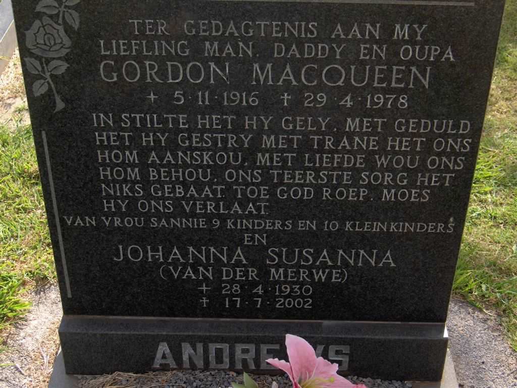 Gravestone of Gordon Macqueen Andrews