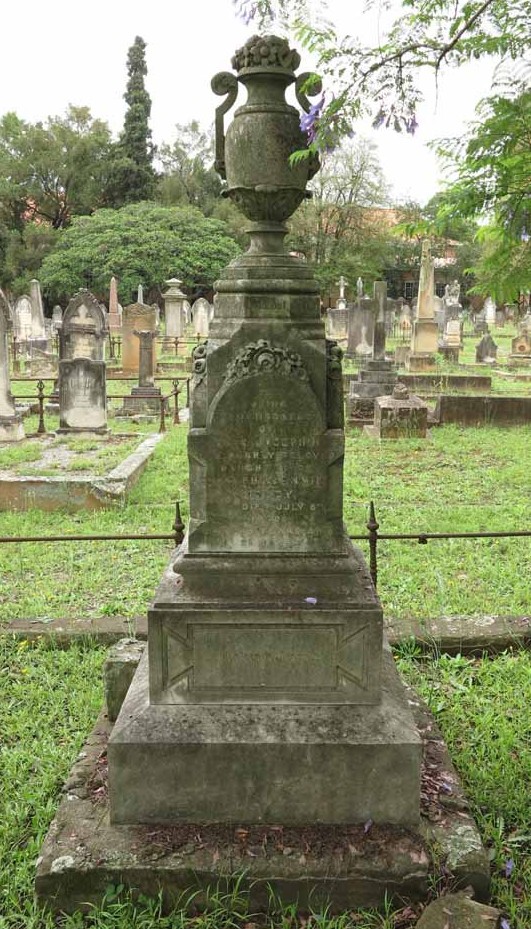 Grave of Annie Josephine Risley