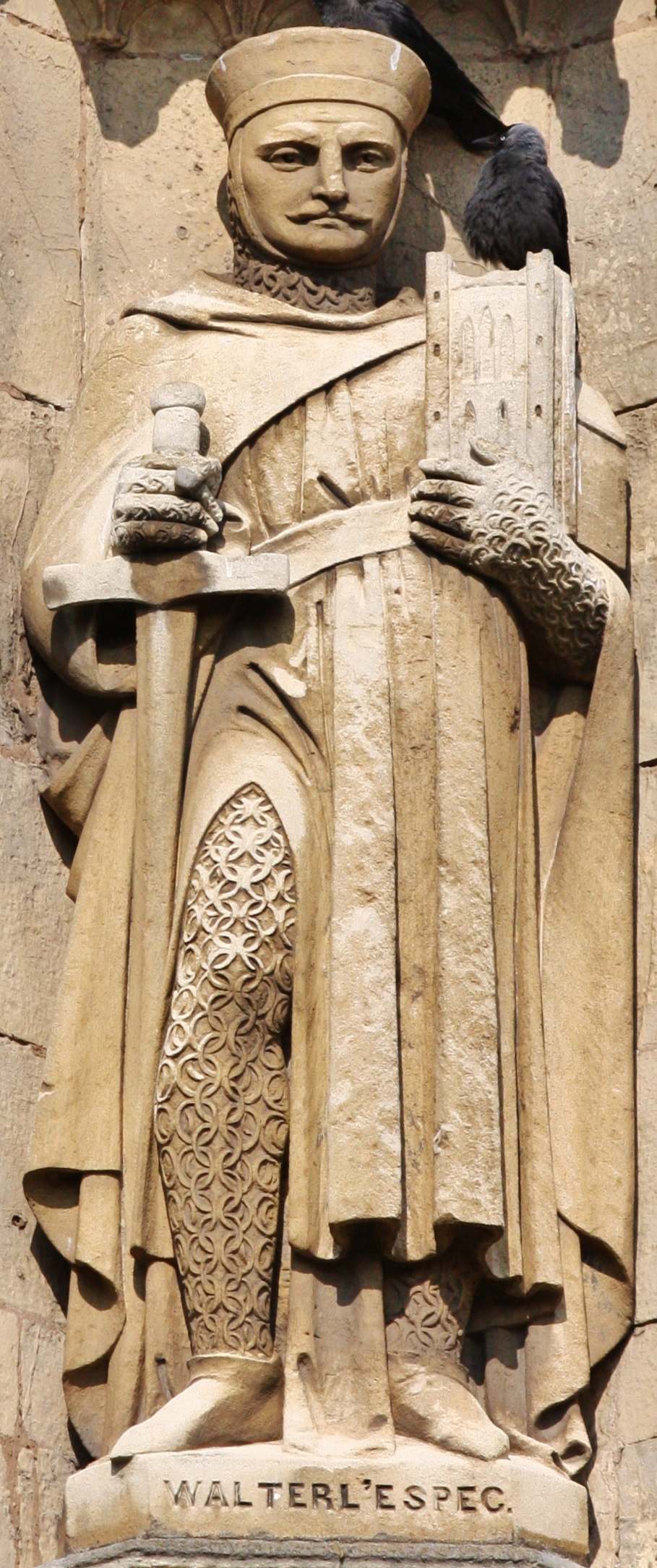 Walter Espec statue