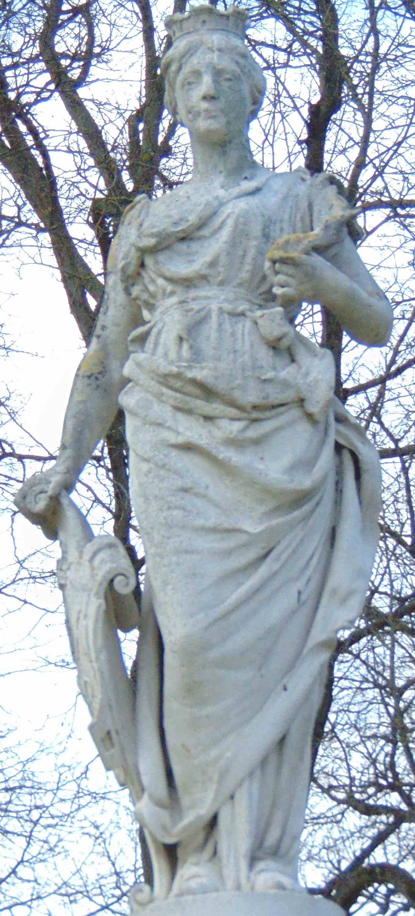 Statue of Poppa