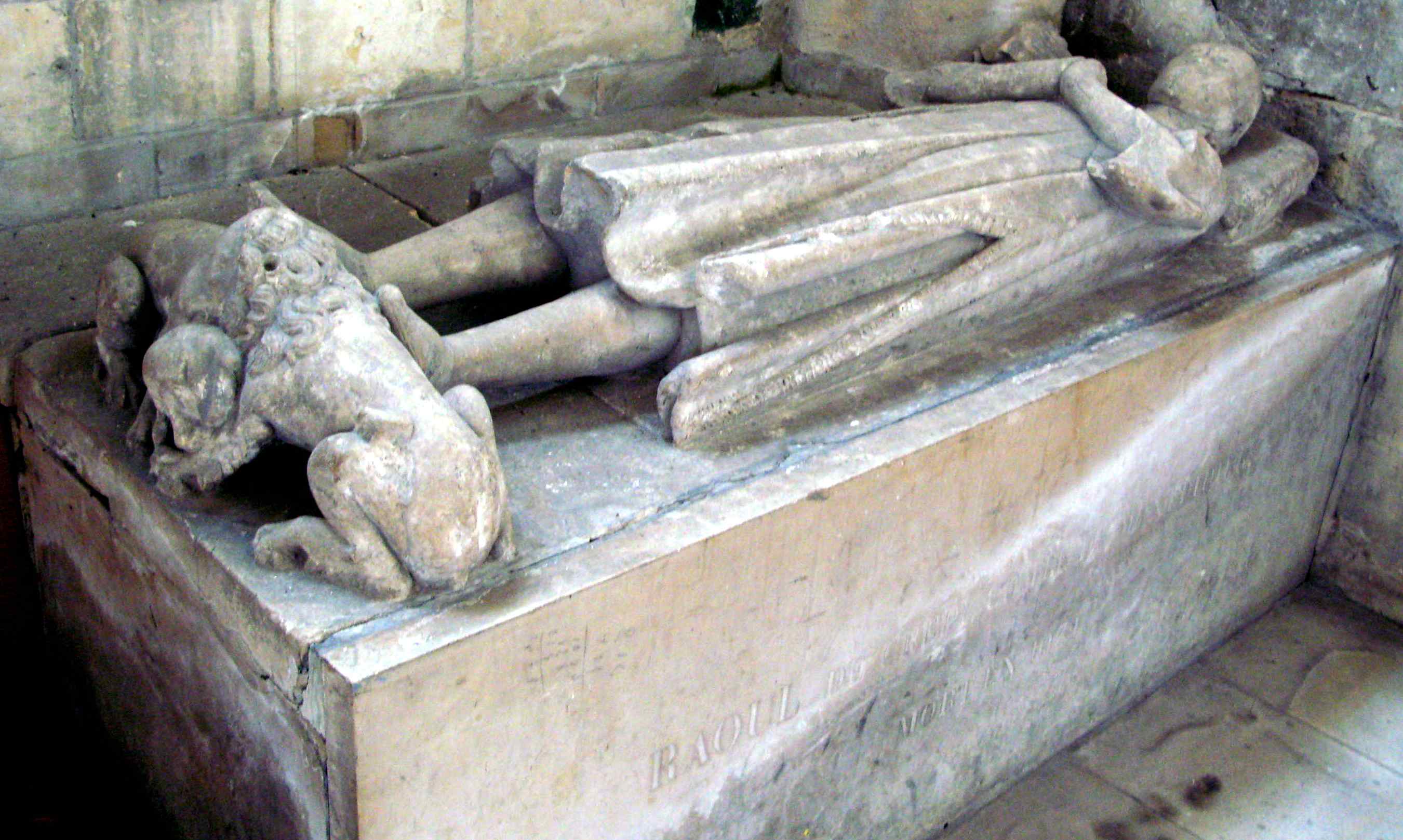 Empty tomb of Rodulfus "le Grand"